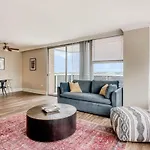 Cozysuites 800 Tower 1Br With Gym! 24
