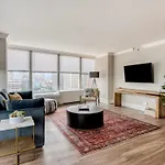 Cozysuites 800 Tower 1Br With Gym! 24