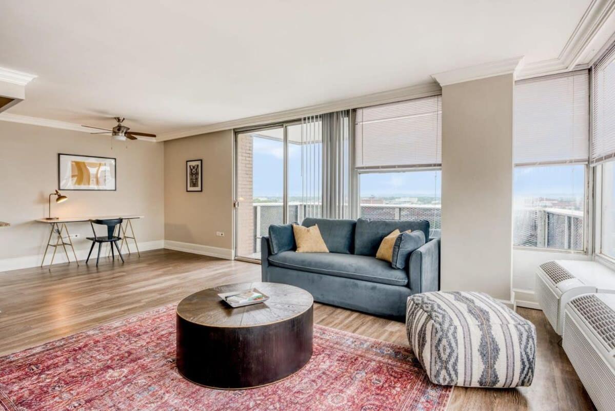 Cozysuites 800 Tower 1br With Gym! 24